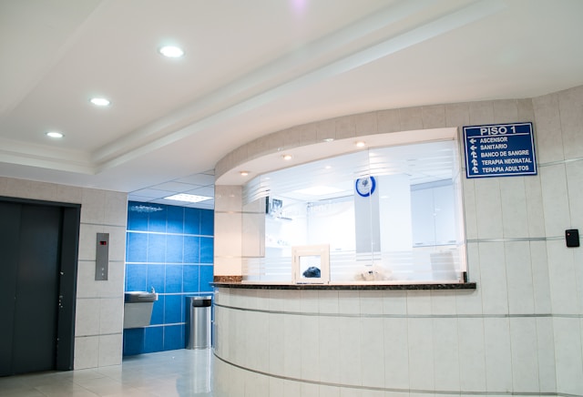 What a Singapore Clinic Interior Designer Considers When Designing Healthcare Spaces