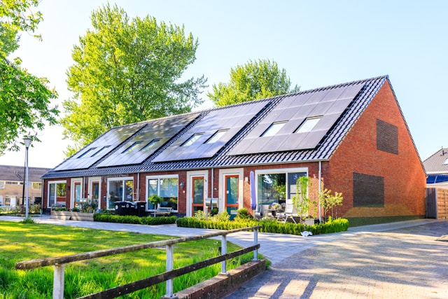 Solar Panel Contractors The One Decision That Shapes Long-Term Energy Savings