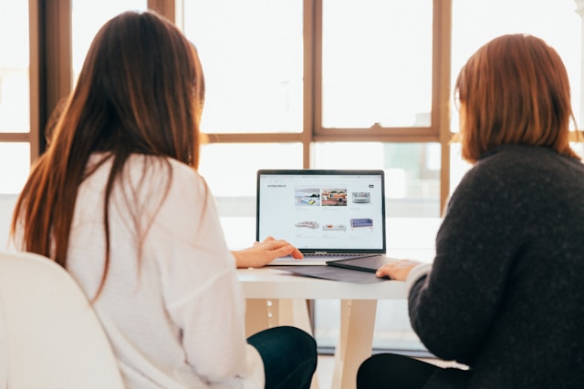 Website Design Features That Instantly Improve User Experience and Conversions