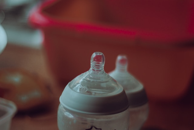 Could a Momcozy Bottle Washer Make Daily Baby Bottle Cleaning Easier